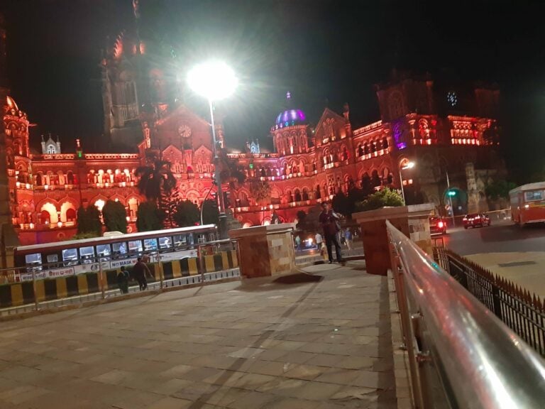 CSMT-Chatrapati-Shivaji-Maharaj-Terminus-India-Image-2-768x576