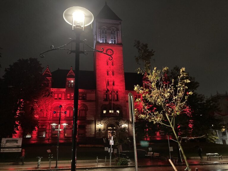 Cambridge-City-Hall-MA-USA-768x576