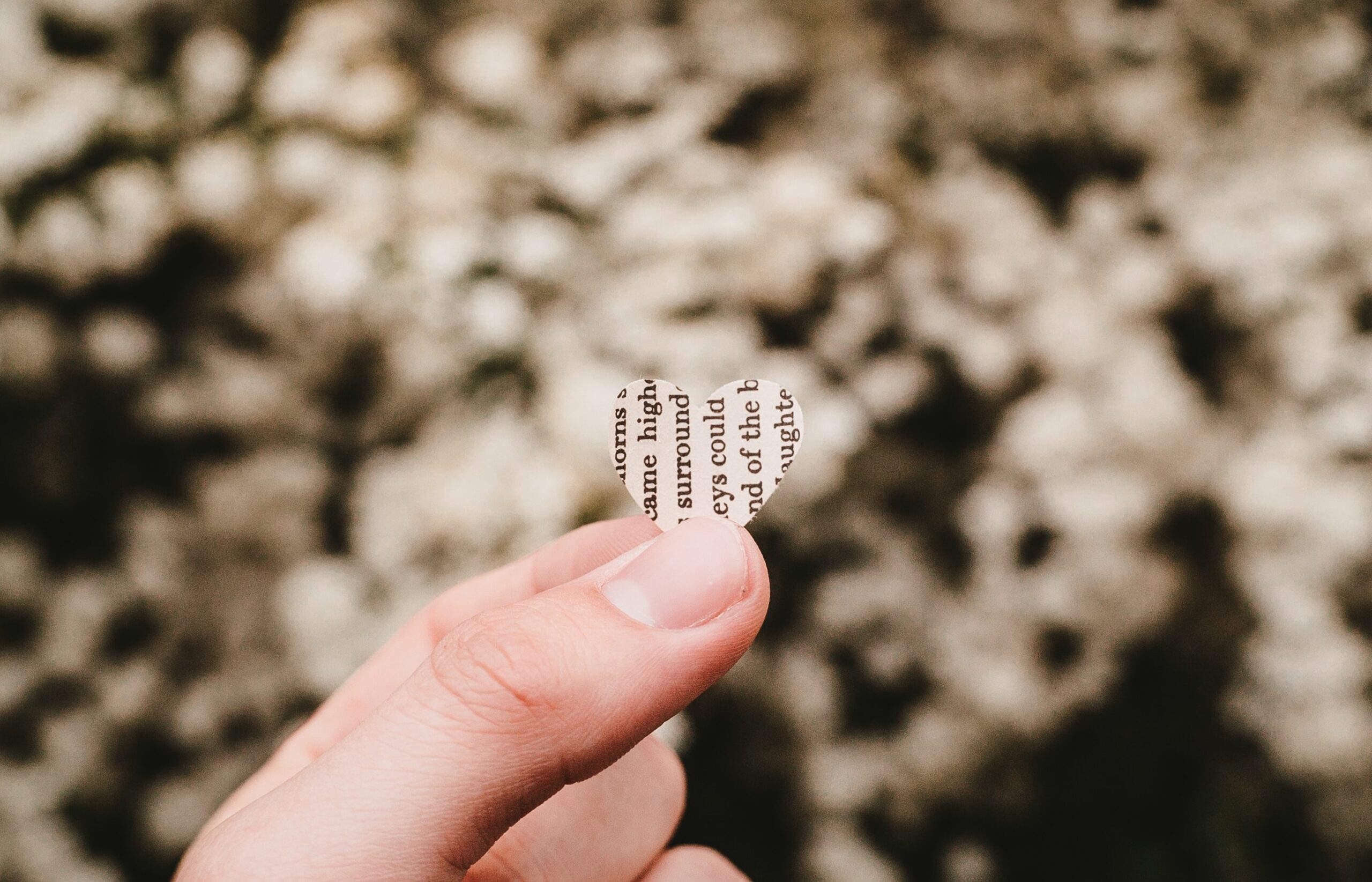 Mother’s Day in Lockdown: 4 Ways to Let a Mum with Dyslexia Know You Care